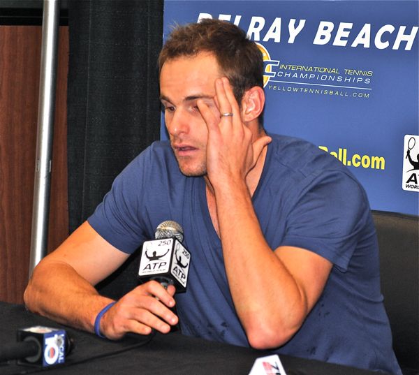 andy roddick at monday's news conference